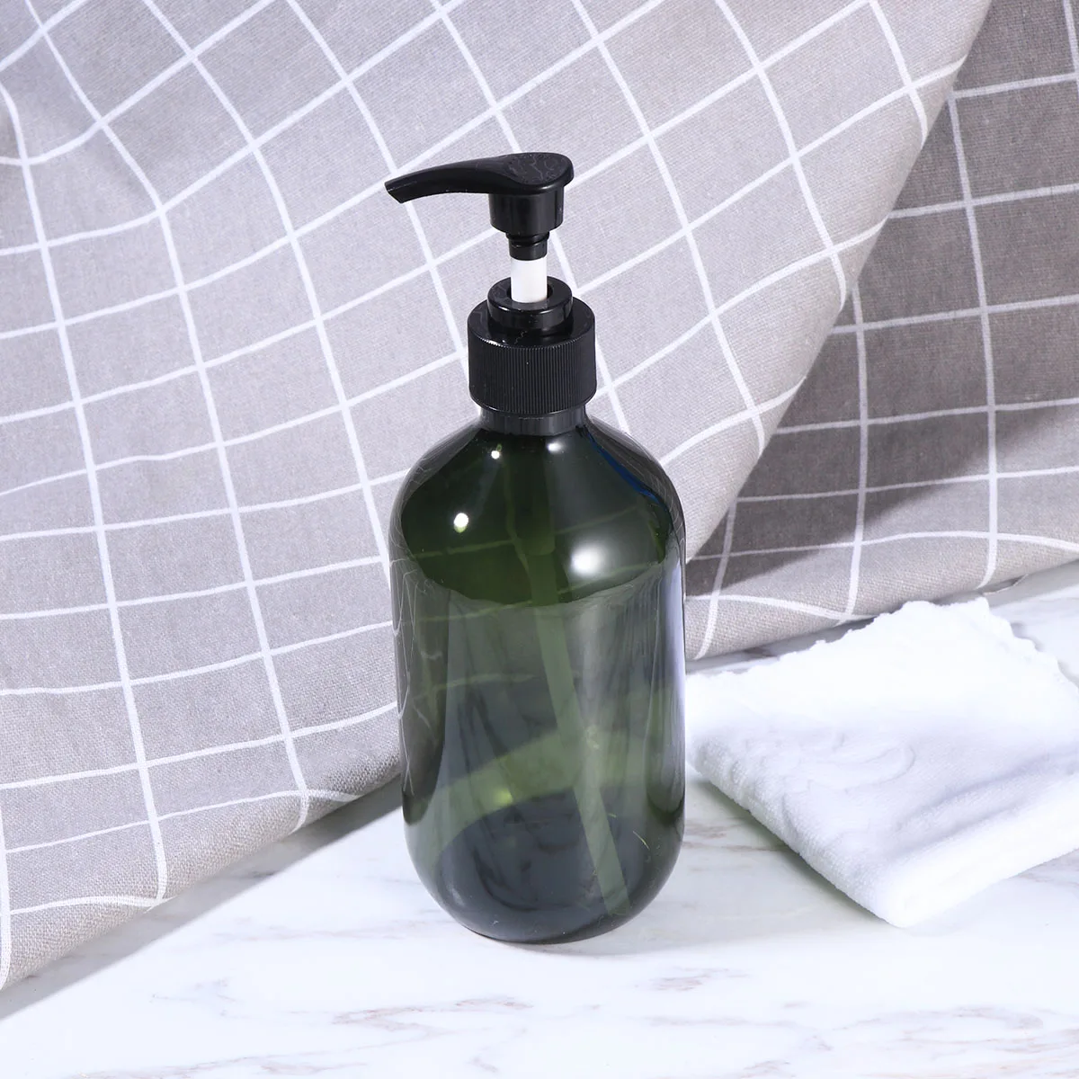 

2pcs 500Ml Empty Shampoo Bottles Opaque Strong Leakproof Pump Durable For Lotion Soap Dispenser Refillable Hand Container Green