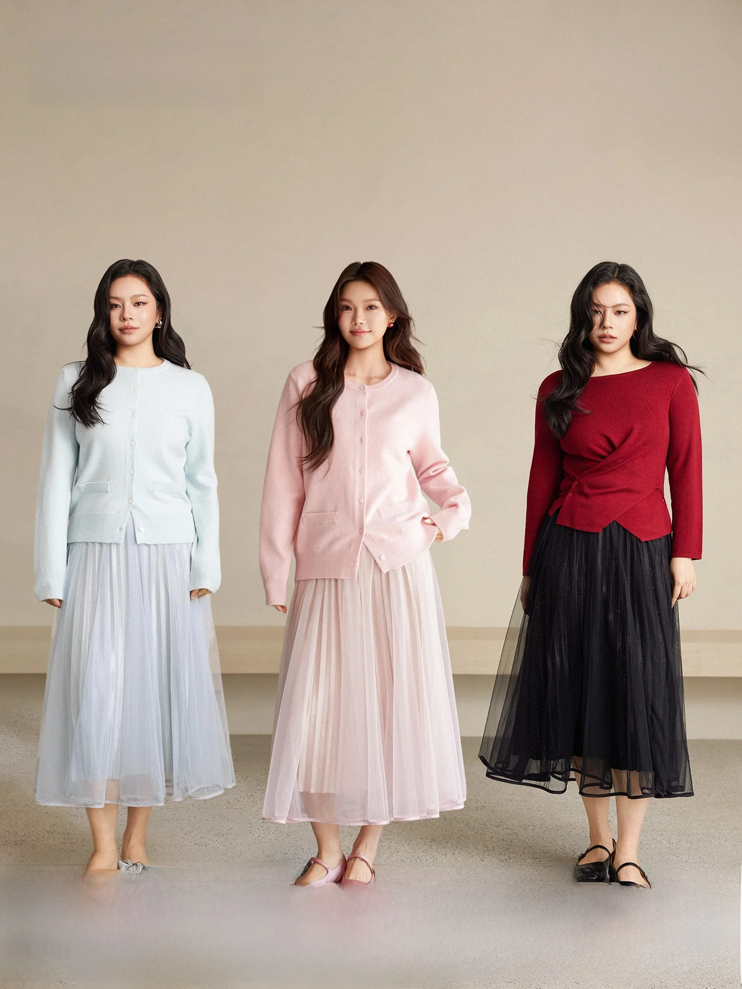 

Plusmall Vacation Loose Satin Mesh Skirt Elegant Silver Sprinkled Long Skirt for All Body Types Spring Season Regular Thickness