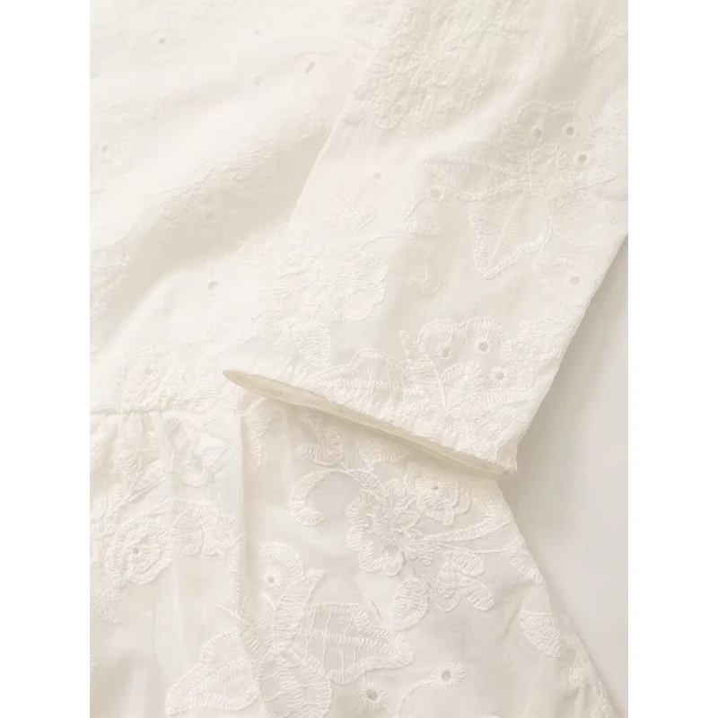 YENKYE-Chemise Brodée Ajourée à Manches sulfpour Femme, Chemisier Blanc à Col Rond, Streetwear, Nouvelle Mode, Été