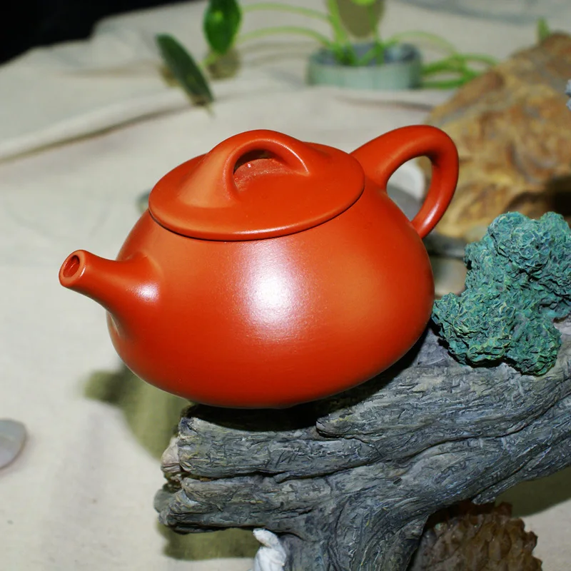 160CC Kung Fu Zisha Hand playing Teapot Yixing Purple Clay Mini Pot Small Capacity Kettle Pure Teaware