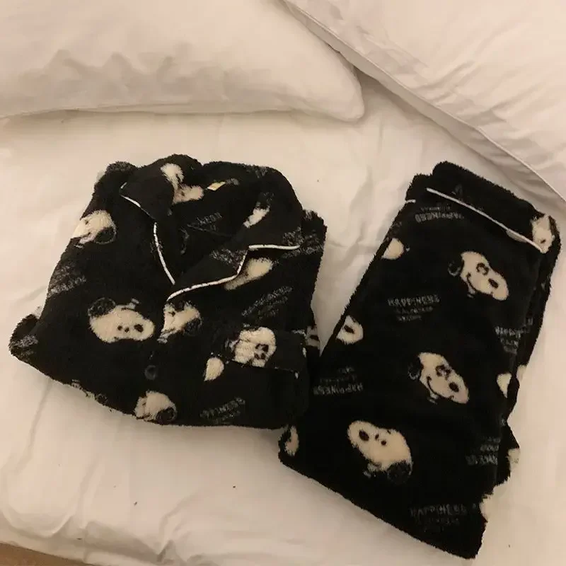 Snoopy male and female couple creative cartoon print fashion high-end thickened coral velvet pajamas home wear set holiday gift