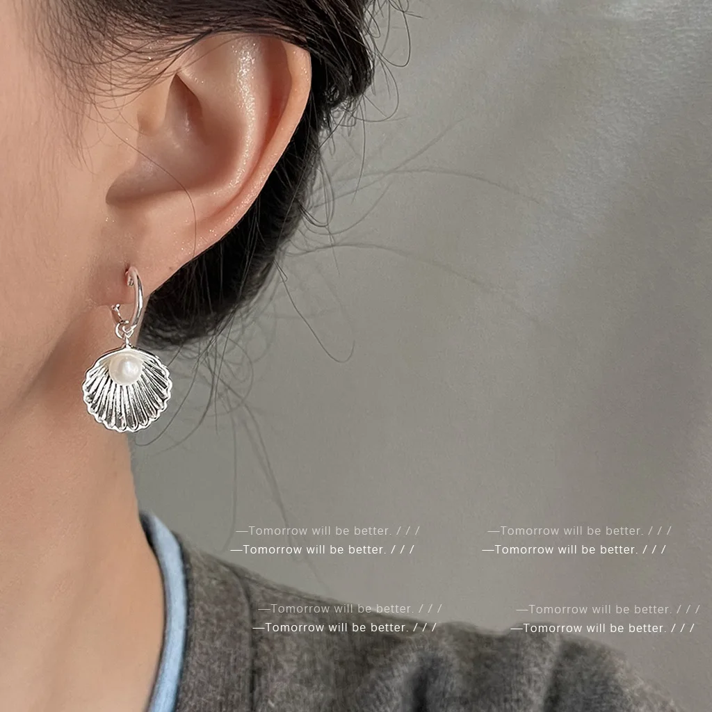 أزياء أقراط اللؤلؤ النساء الفرنسية الفاخرة شل أقراط اللؤلؤ إبرة فضية أنيقة بالجملة