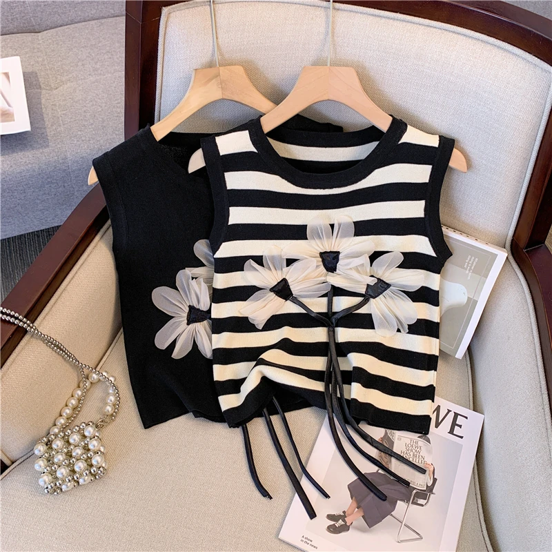 Stereo Flower Striped Slim Knit Vests Women Crop Tops Sleeveless O-neck Stylish Elegant Fashion Chic Ladies Knitwear Jumper 2023