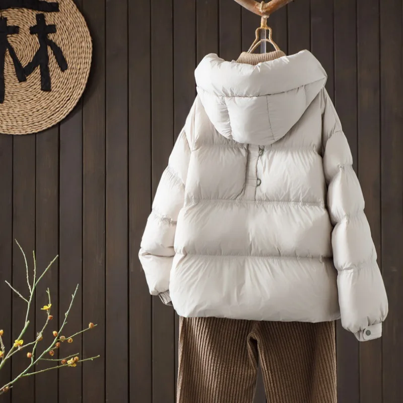 سترة شتوية سميكة قصيرة بتصميم منتفخ للنساء من القطن، معطف كاجوال عصري بغطاء للرأس وخفيف الوزن وفاخر بملمس سحابي #4