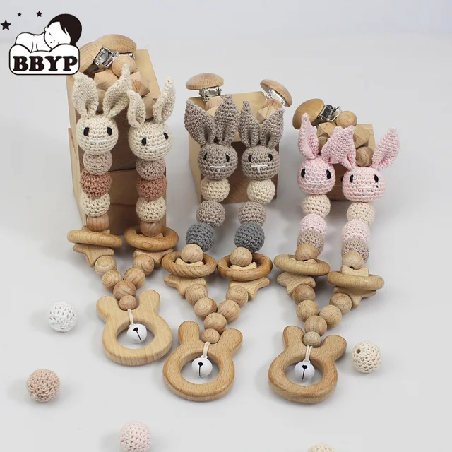 Wózek dziecięcy wisiorek grzechotka drewniana gryzak łóżeczko dziecięce wiszące grzechotki zabawka Amigurumi kształt króliczka szydełkowe koraliki bransoletka klips do wózka dziecięcego