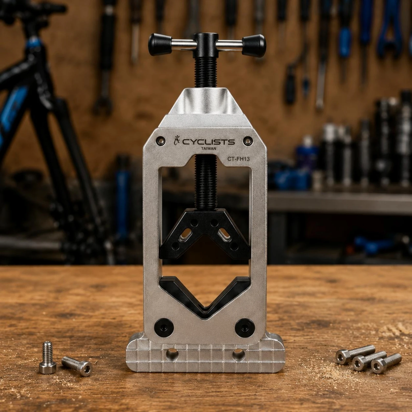 

Cycle Tube Cutting Clamp Aluminum Alloy Steerer Tube Clamp Fork Steerer Cutter Crossbar Handle Handle Seat Post Cutter Threaded