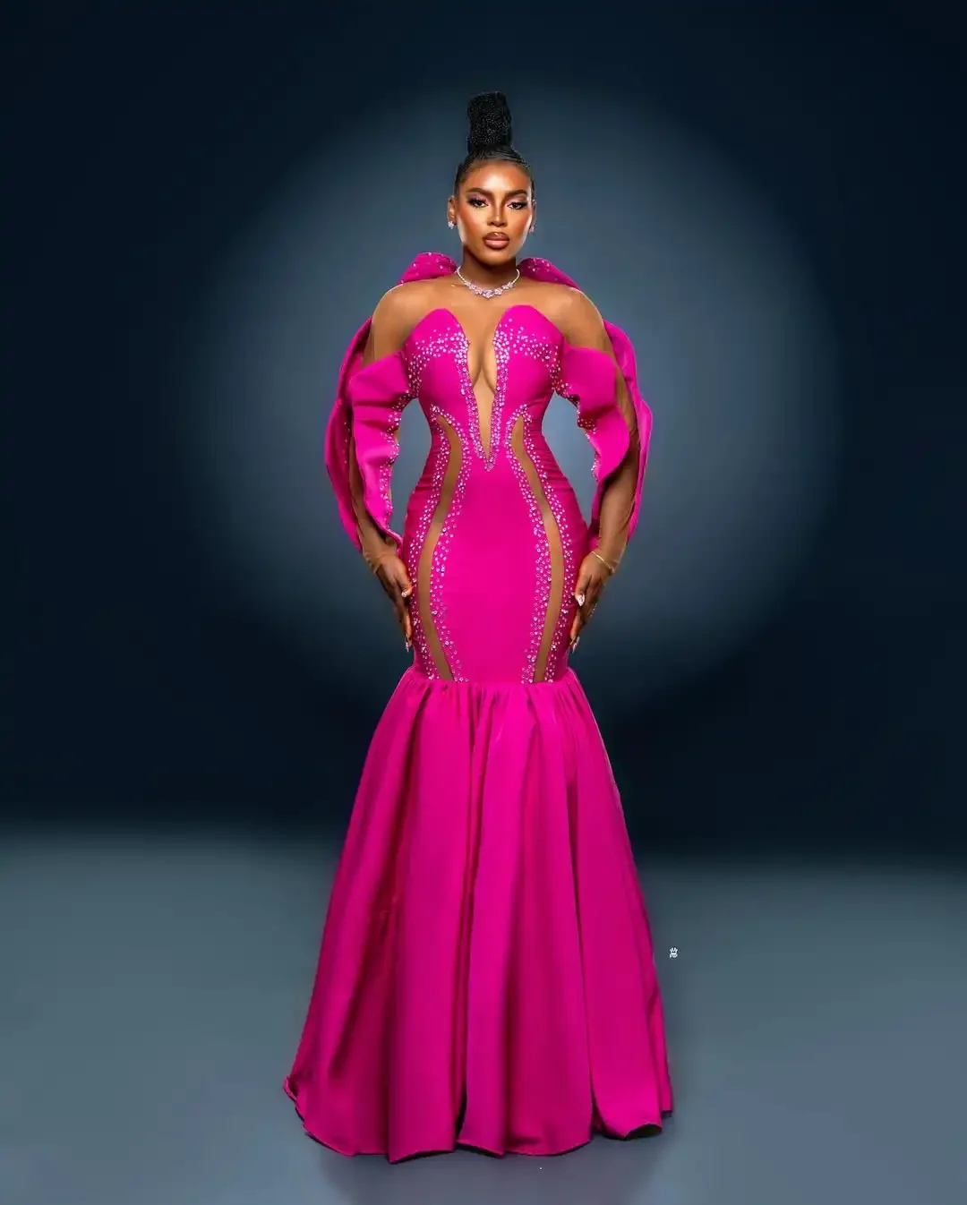 매력적인 자홍색 새틴 우아한 아프리카 여성 이브닝 가운 시스루 메쉬 넥 롱 트럼펫 프롬 드레스 아소 에비 시크 롱 S 맞춤 제작
