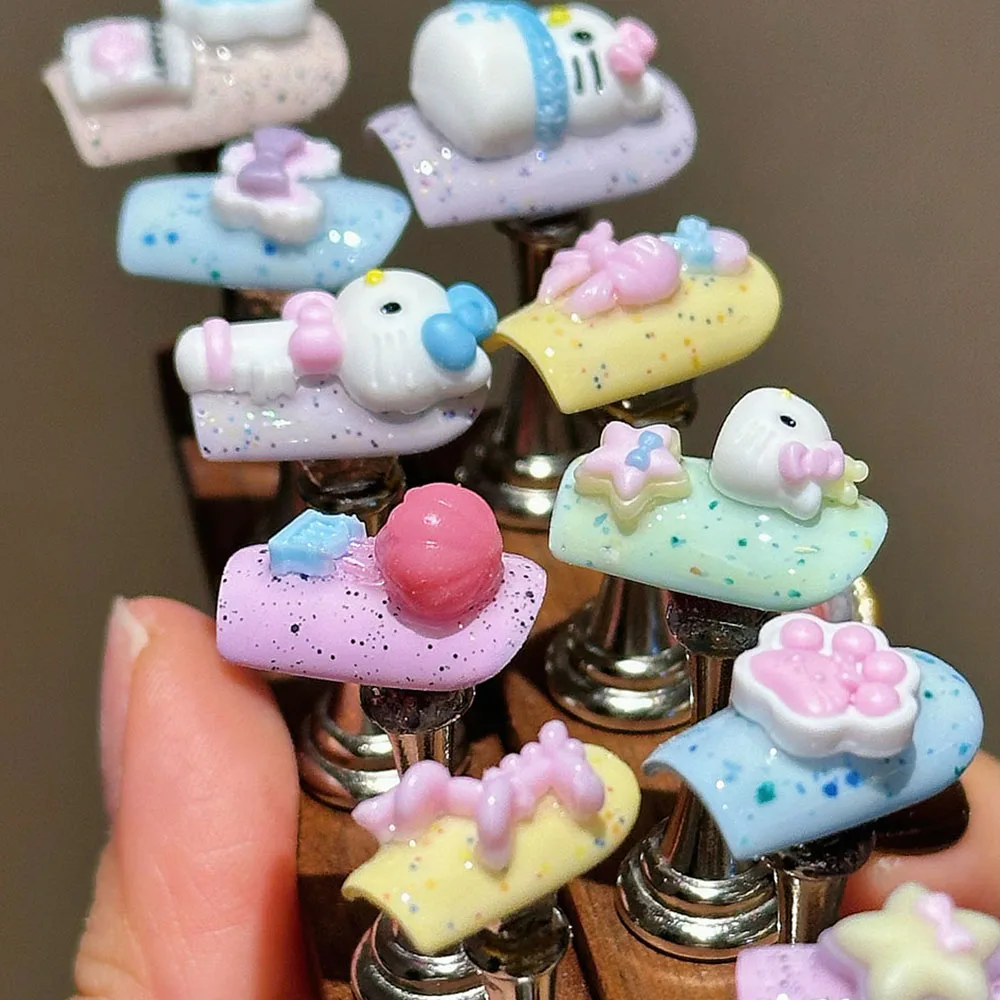 1Pc 3D Hallo Kitty Silikon Form Nagel Carving Form Aufkleber Stern Bogen Blume Design Maniküre Vorlage Nail art Schablone werkzeuge