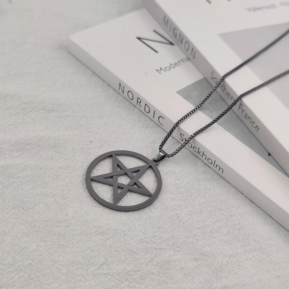 Round Pendant Necklace for Men Fashion Stainless steel Black Color Star Pentagram Pendant Box Chain Necklaces Jewelry For Women