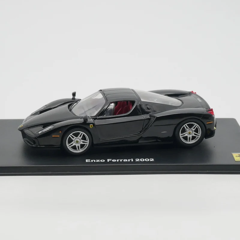 Diecast Ixo 1:43 escala Ferrari Enzo 2002 coche en miniatura de aleación juguete coleccionable regalo recuerdo adorno de exhibición