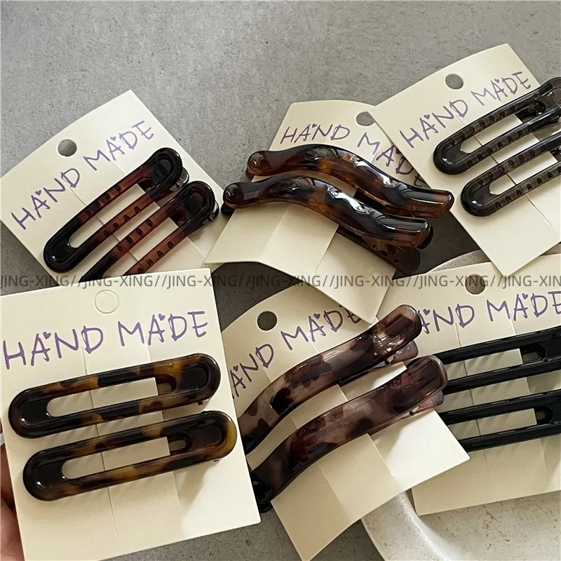 

Винтажные заколки для волос с леопардовым принтом, геометрические овальные боковые зажимы для девочек, для фиксации челки и непослушных прядей, модные повседневные аксессуары для волос