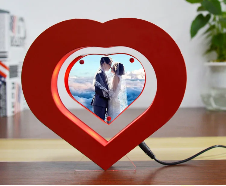 Magnetic Levitation Creative Photo Frame, Floating Heart Shaped Photo Frame, Practical Gifts Private Customization With Photos I