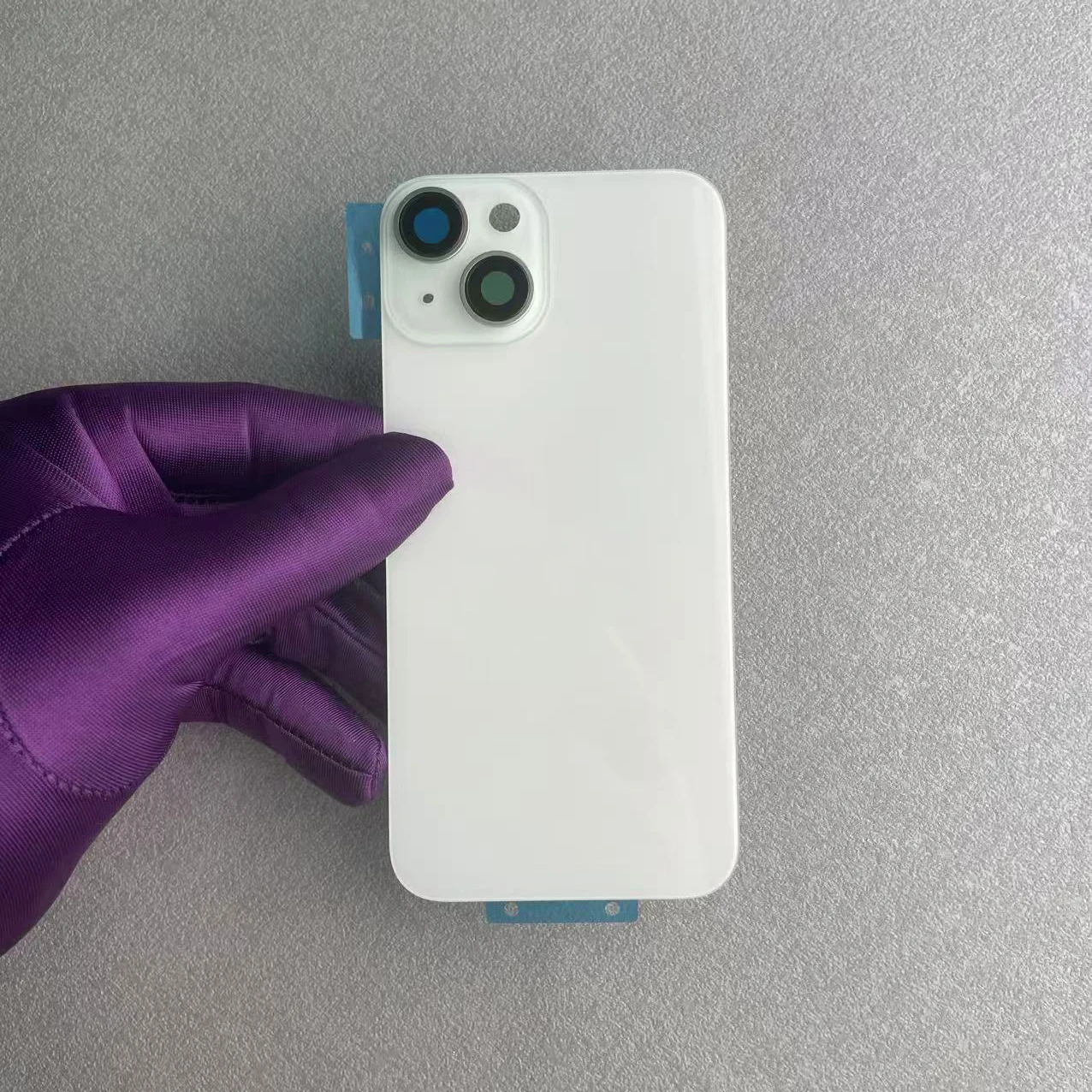 1 Stück Rückglas für iPhone 14 und 14 Plus, mit integriertem MagSafe-Magnetring, Ersatzteil zur Reparatur einer beschädigten Rückseite des Telefons. – Detail 5