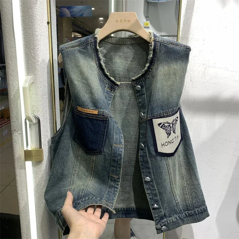 

2026 Spring Autumn New Denim Vest Women Jacket Short Fashion Sleeveless All-match Jean Waistcoats Female Outerwear Top