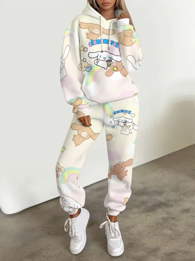 

Популярный комплект Sanrio Family Hello Kitty Kuromi, осенне-зимний уличный милый крутой комплект с капюшоном и штанами, подходит для взрослых и детей