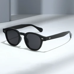 Vintage Rivets Round Sunglasses Men Women Retro Plastic Oval Sun Glasses Male Classic Summer Vacation Driving Shades