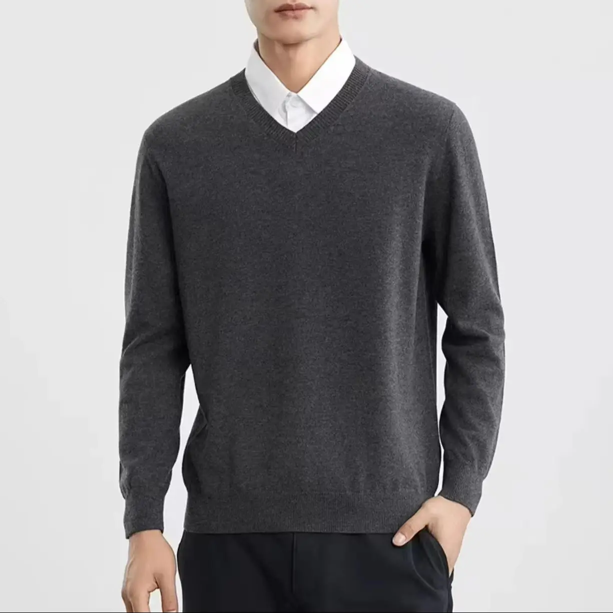 Wool autumn and winter men's sweater luxury V-neck knitted casual sweater men's loose plus size men's sweater