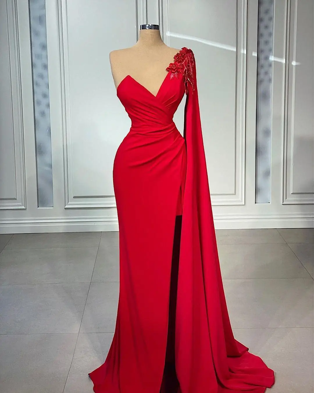 

2024 Elegant Red One Shoulder Bead Flowers Mermaid Evening Dresses Long Sleeve Dubai Arabic Sexy V neck Side Split Prom Dress