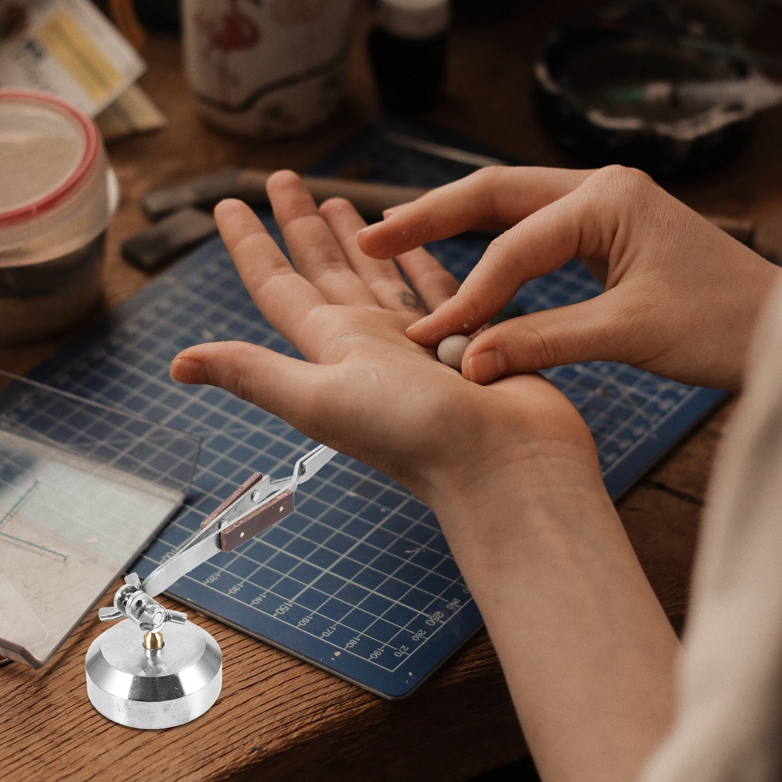 

Third Hand Desktop Tweezer Carbon Steel Clamp for Jewelry Making Precise Soldering Welding Tool Non-Slip Heavy Duty