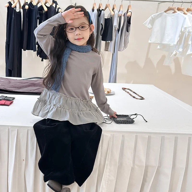 

Модные вязаные топы для девушек: уличные модели и внутренние слои с элементами комбинирования ​ ​ Кружевная базовая блузка Boutique, новинка осени 2025