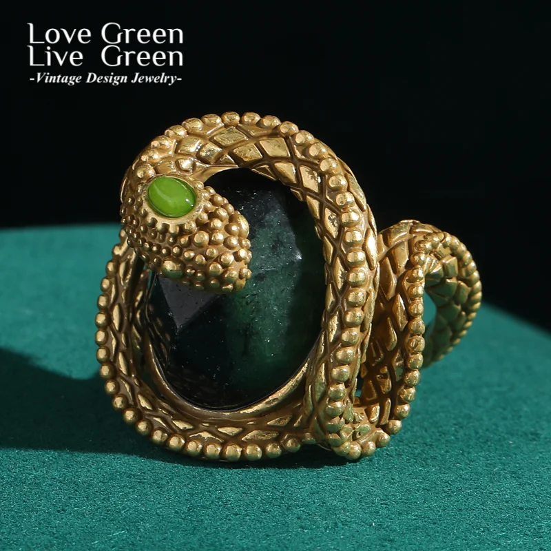 

Vintage Jewelry Big Gold Color Snake Ring Woman Green Natural Stone Rhinestones Designer Luxury Brand Accessories 2025 New
