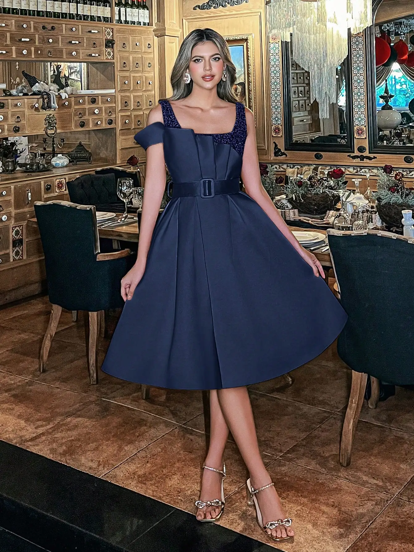 Vestido de princesa elegante francés de verano para mujer, Vestido corto de fiesta con espalda descubierta empalmado y lentejuelas, vestidos elegantes informales sin mangas