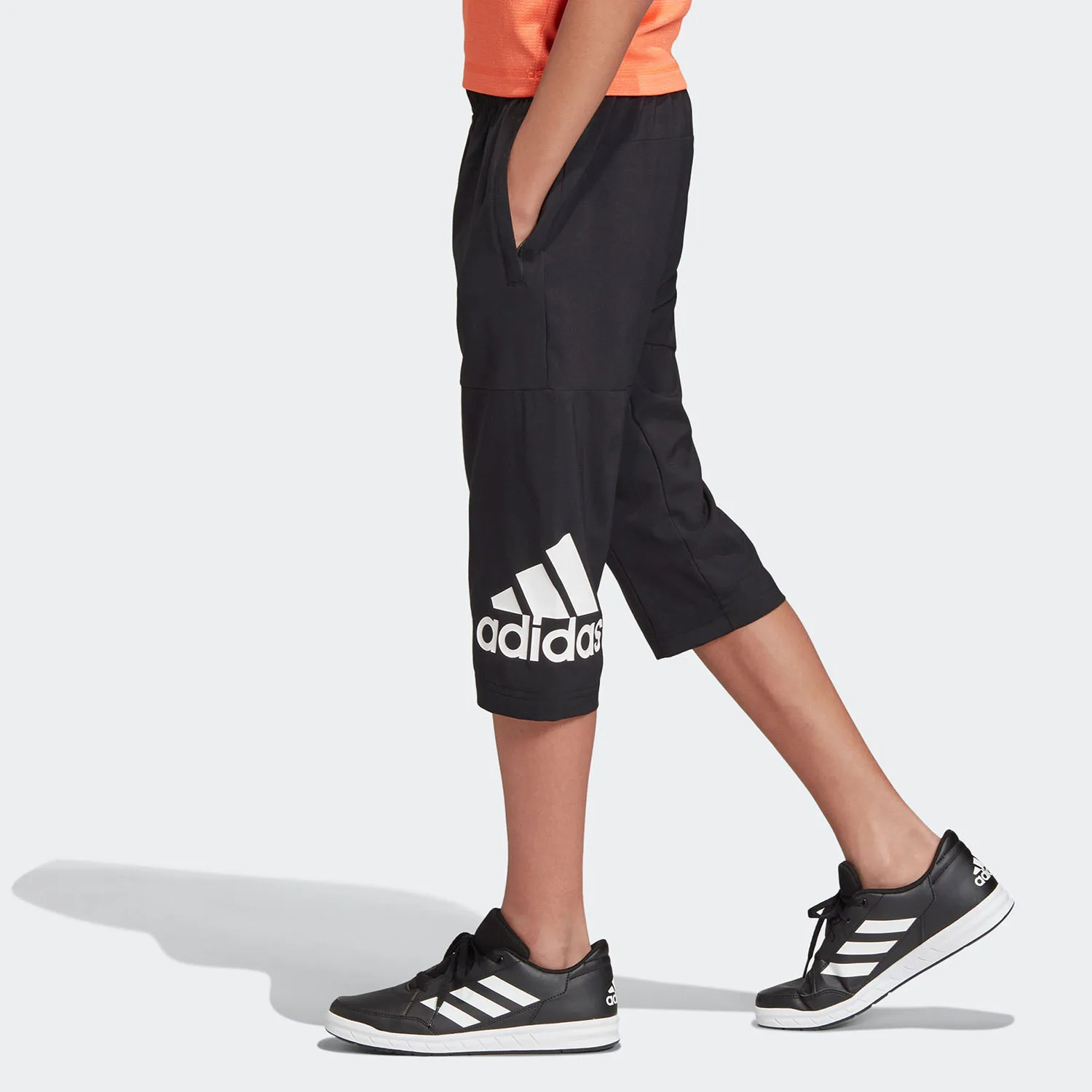 Pantaloni capri comodi e resistenti per bambini Adidas Ufficiale YB TR W 3/4 P DV1387