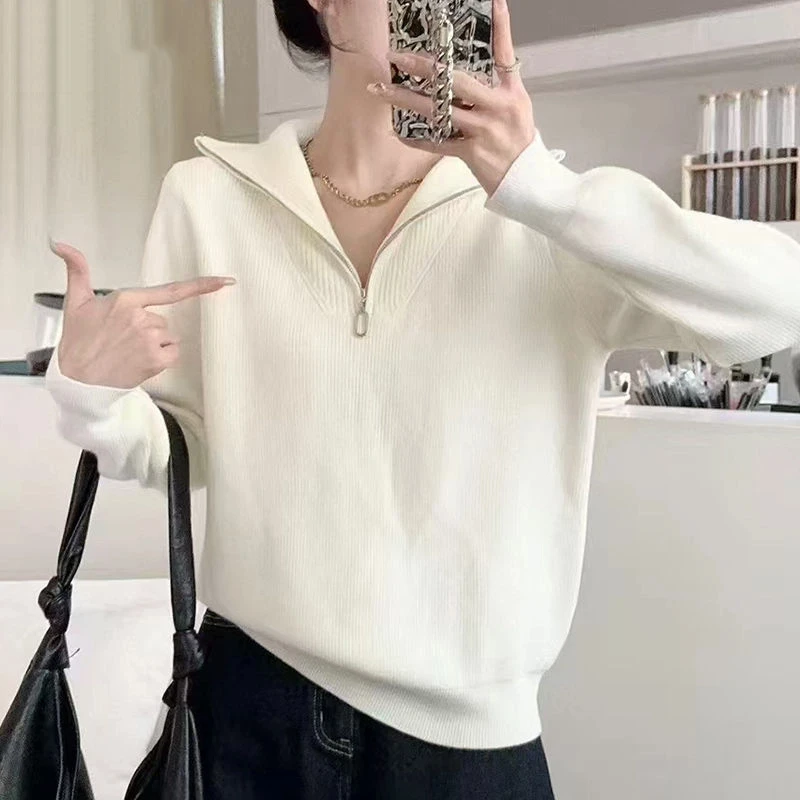 เสื้อสเวตเตอร์แขนยาวผู้หญิงแบบเรียบง่าย สไตล์ลำลอง แฟชั่น ทันสมัย ผ้าถัก คอซิปครึ่งตัว สีพื้น