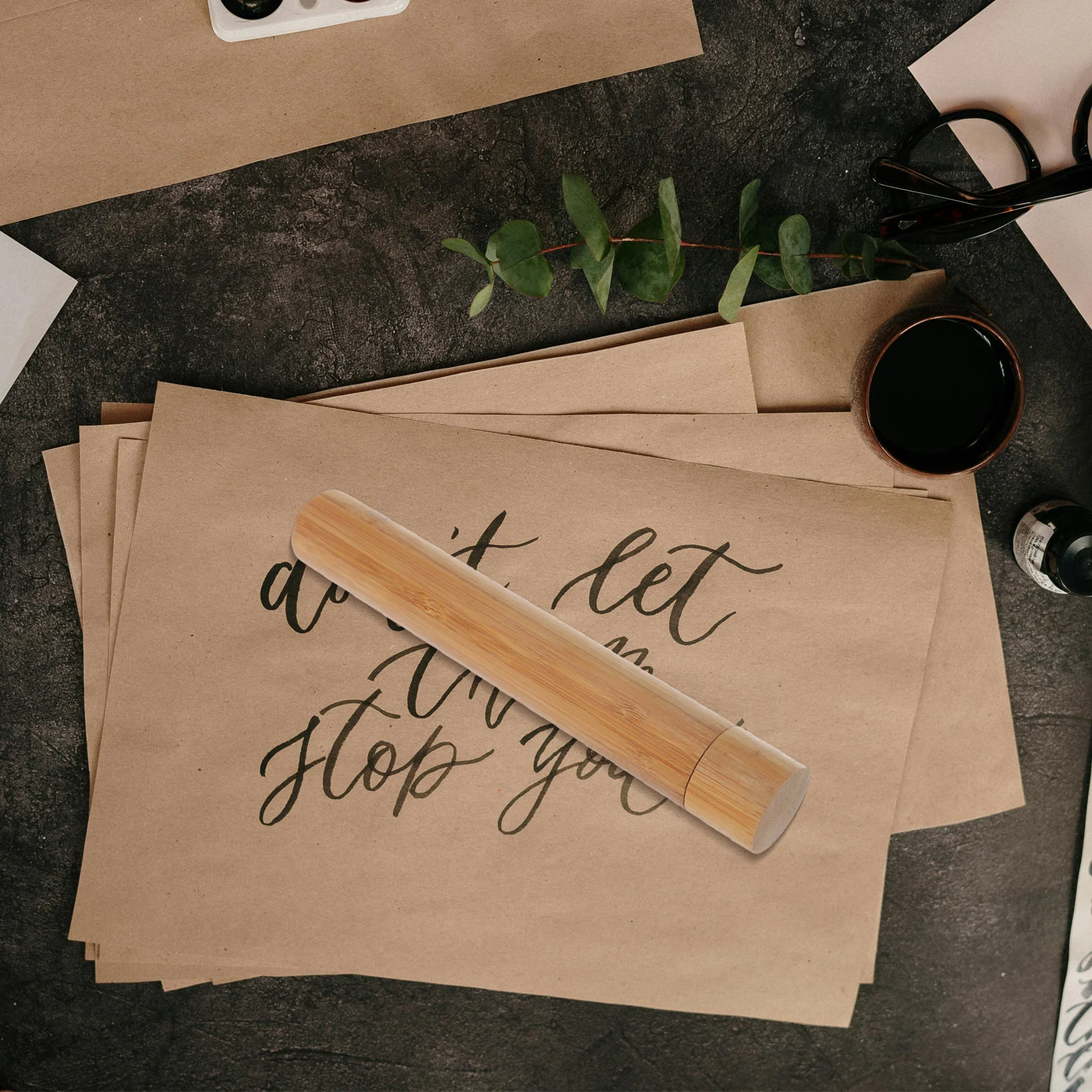 

Compact Bamboo Poster Mailing Tube Small Size Storage Tube for Painting Drawings Sketches Mailing Tubes Poster Holder