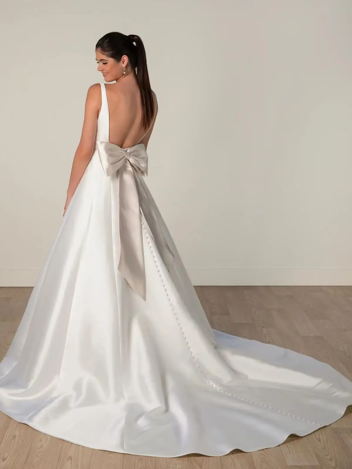 

Satin Wedding Dresses for Wedding A Line Pageant Princess Ball Gowns with Bow Long A Line Wedding Dress