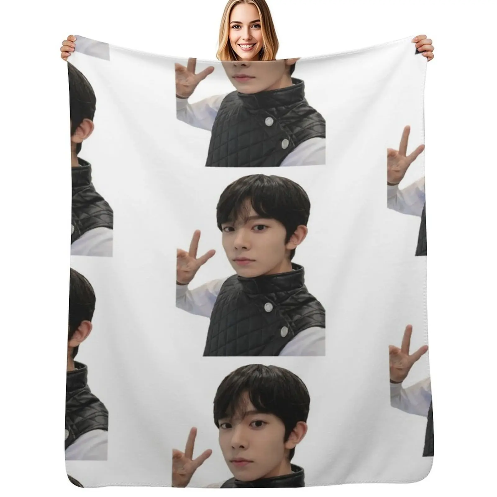 

Heeseung Selca I-LAND Throw Blanket Bed Fashionable Sofas Weighted Thermal Blankets