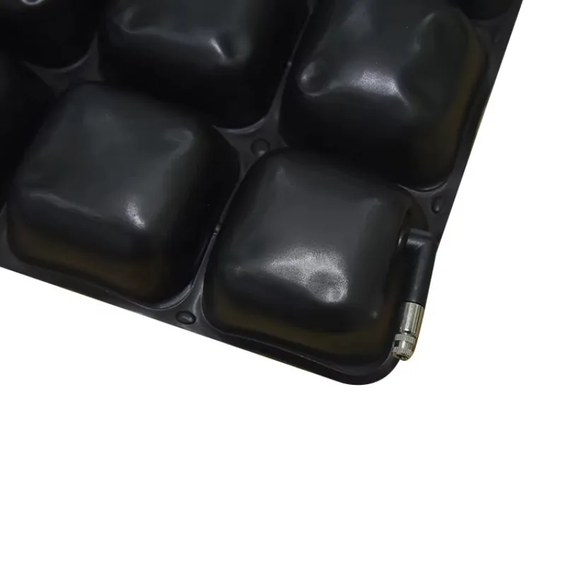 Air Inflatable เบาะรองนั่งฉีดน้ําเก้าอี้ Pad แบบพกพา Breathable Comfort Hemorrhoid Tailbone Pain Relief