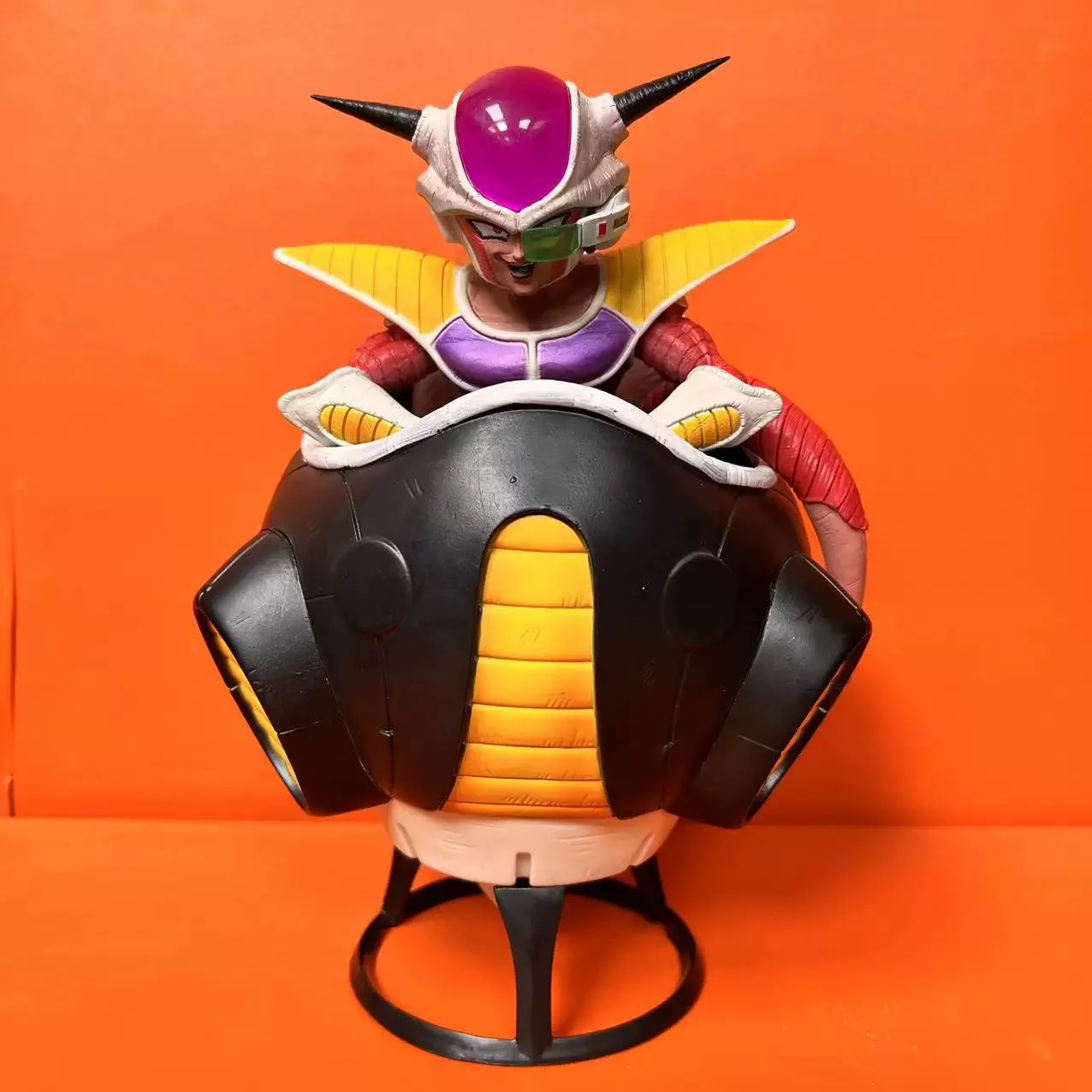 

26cm White Hole Dragon Ball Frieza Anime Figure Model Statue for Boys Collection Desktop Decoration Ornament Action Figure Toy