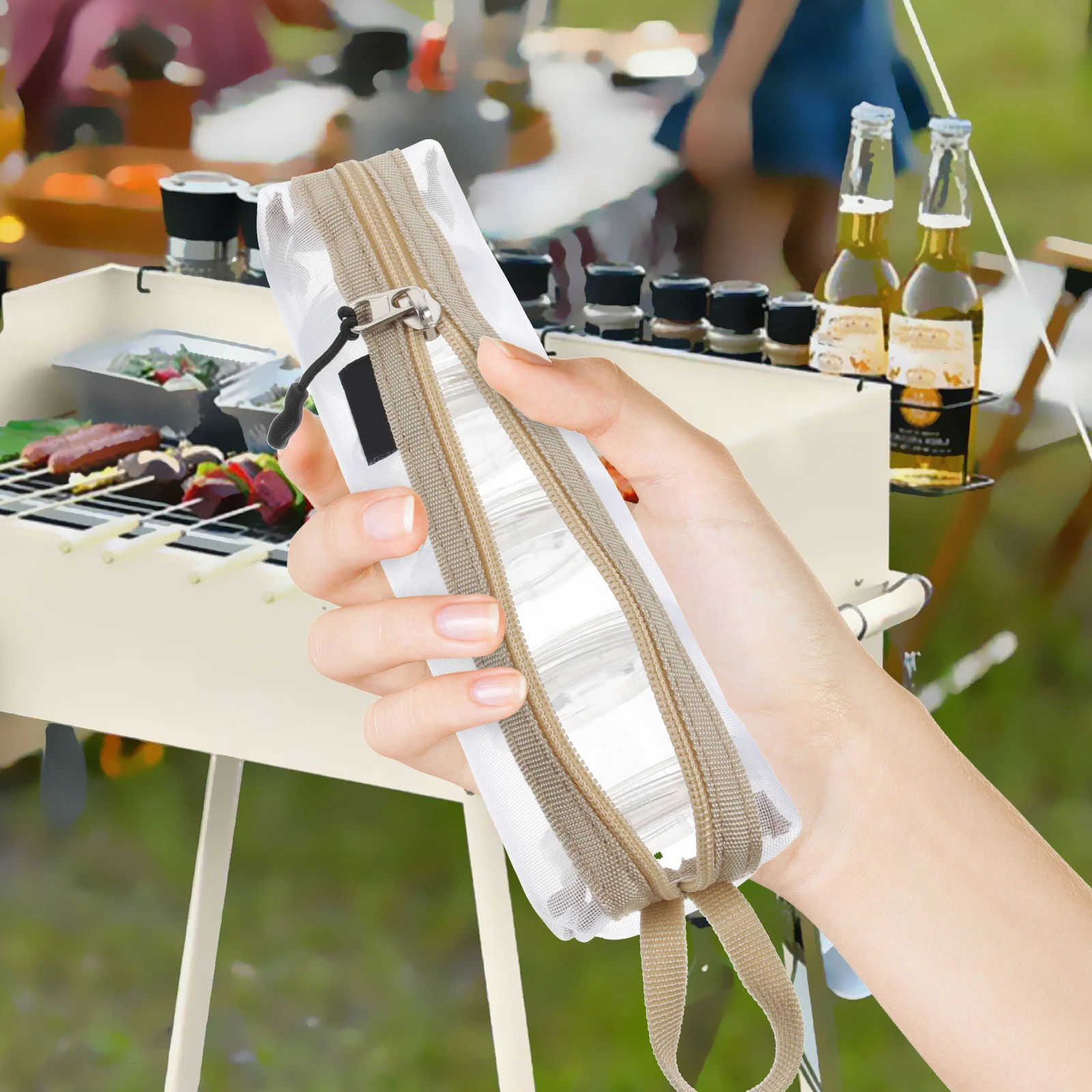 

1Set Travel Seasoning Kit Picnic Spice Bottle Reusable Nylon Pet Material Easy Carry Storage Bag Portable Seasoning Set