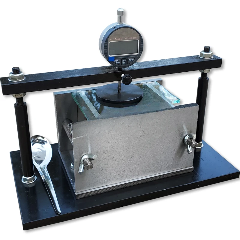 Experimental device for measuring vertical expansion rate of grouting - Admixtures for mortar used in concrete grouting