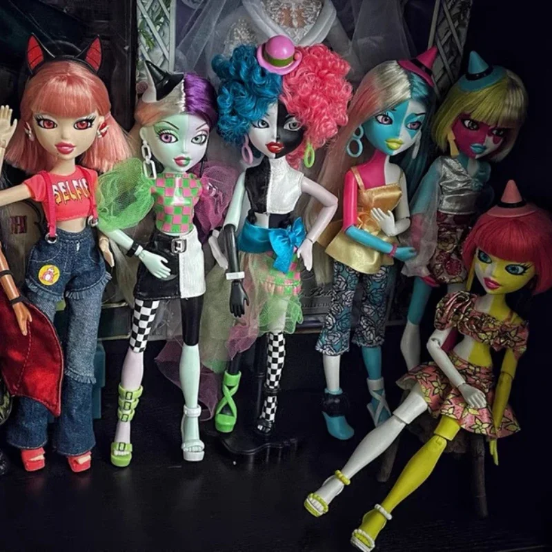 Original Monsters High Ghouls Rule Frankie Stein Doll Scaris City of Frights Abbey Bominable Great Scarrier Reef Toys For Girls