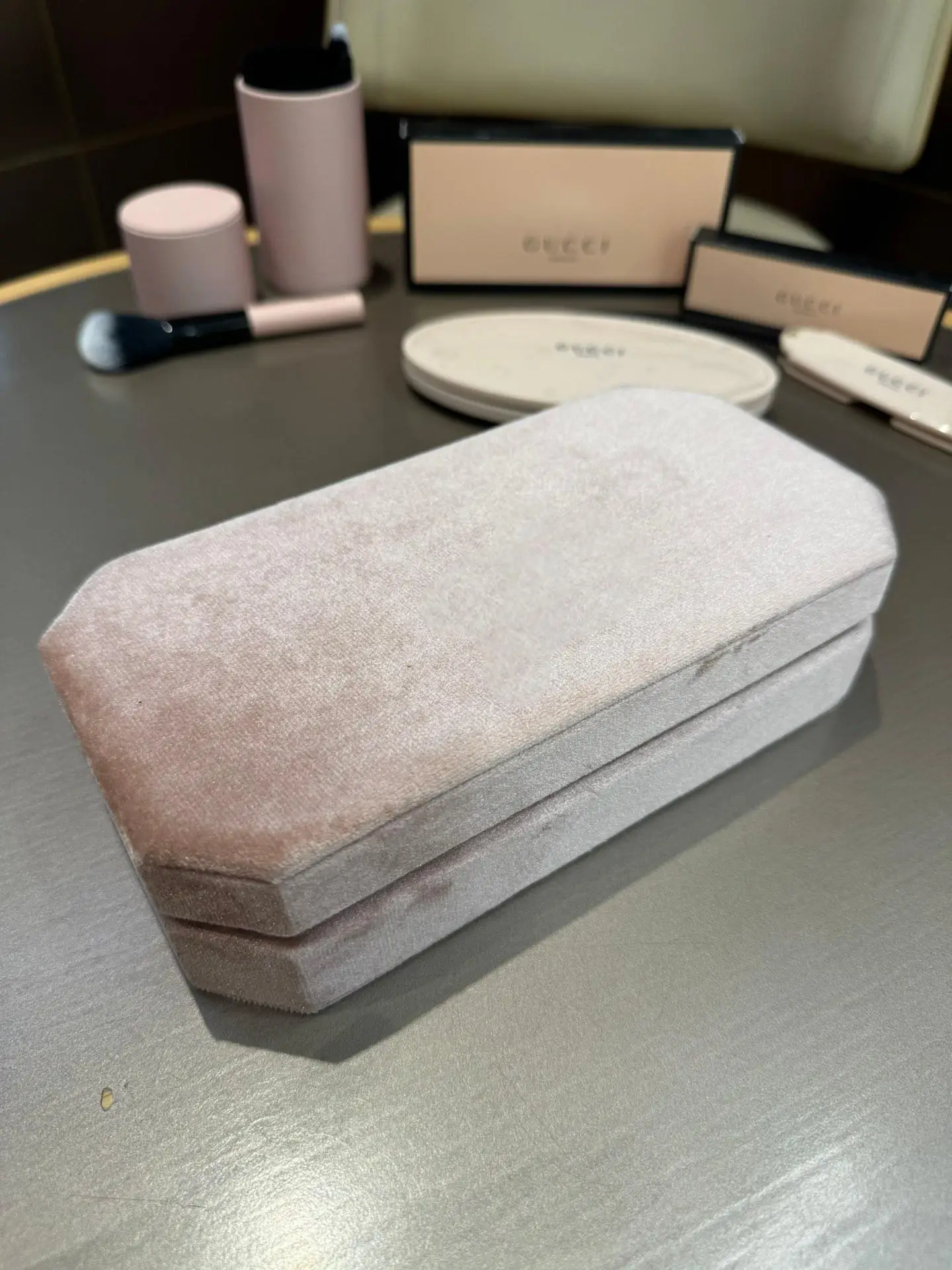 Esecuzione squisita, facile da trasportare, la scatola di immagazzinaggio di gioielli preziosi può essere utilizzata per riporre gioielli quotidiani Scatola di immagazzinaggio di fascia alta