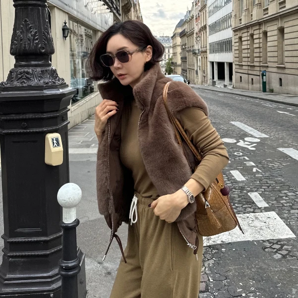 Winter Fur Vest Large Size Hooded Eco-friendly Faionable Mid-life Women's Coat Jaet Polyester Fiber Cleanfit Sle