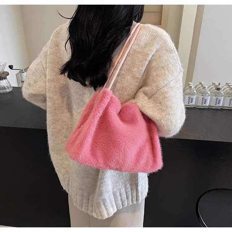 حقائب كتف نسائية موضة مخططة حقيبة كتف قطيفة للخريف والشتاء حقيبة يد جديدة ذات سعة كبيرة بمقبض علوي #3