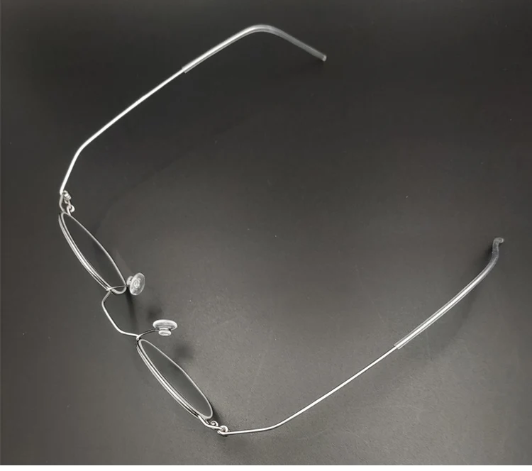 Handgefertigter Schraubenloser Ultraleichter Metall-Polygonaler Brillenrahmen für Herren Retro-Brillen Damen-Brillengestell – Detail 8
