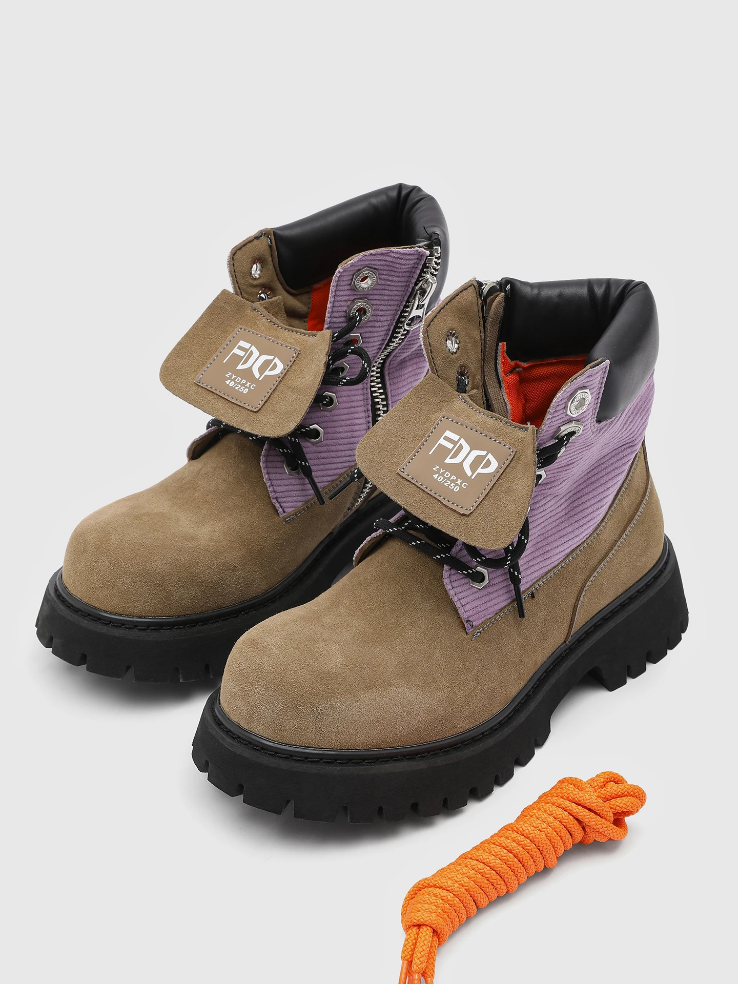 

Осенне-зимние мужские ботинки до середины икры Thi Bot Ретро Спецодежда Сапоги Briti High Street Модные американские высокие моторные ботинки...