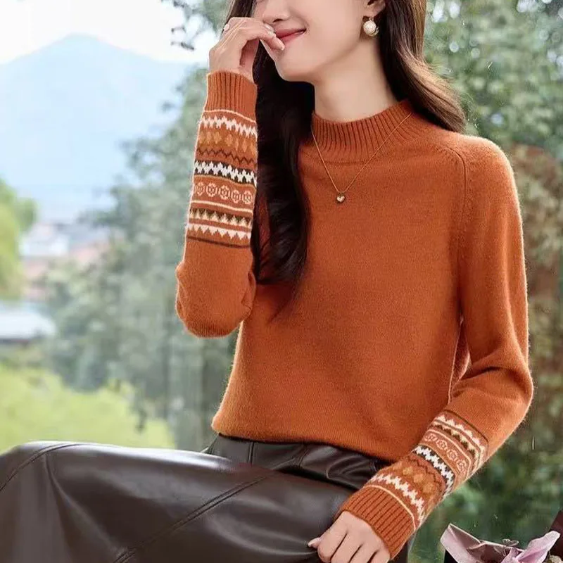 

New Autumn And Winter Loose Jacquard Fashion Semi-High Neck Sweater For Women, Thickened Pullover Knitted Sweater-0785
