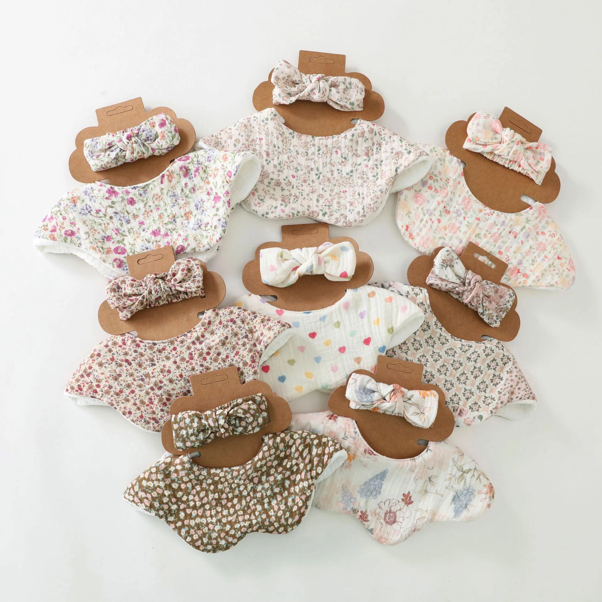 

New 2Pcs/Set Floral Cotton Baby Girl Bibs Gauze Bows Headband Newborn Accessories Saliva Towel Feeding Bandana Apron Burp