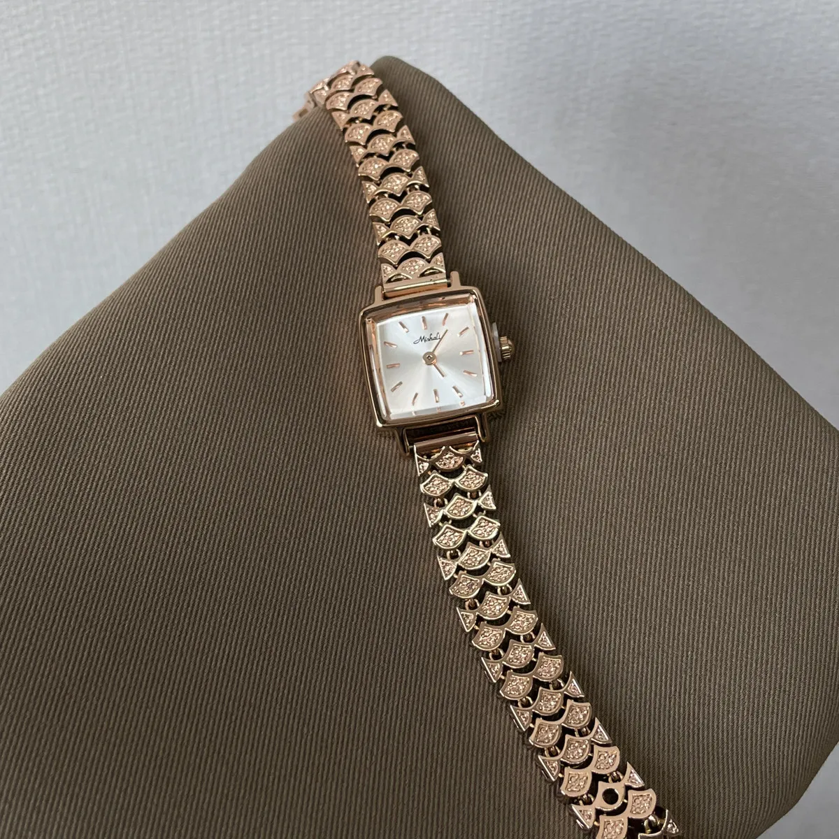 

Luxury Square Watch, Artistic Women'S Watch2026 New Collection, Trendy And Exquisite Ladies' Wristwatch, Creative Gift For Women