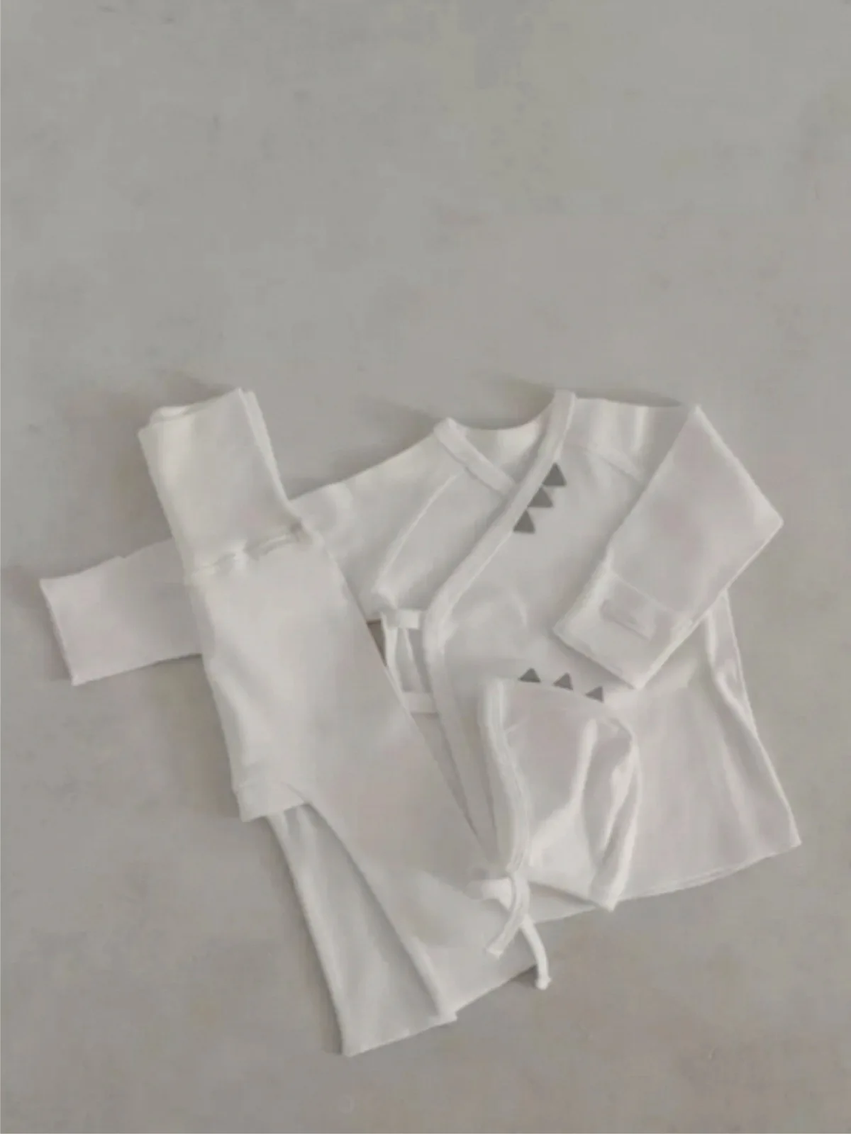 Solid Infant Cotton Tops + High Waist Pants + Hat 3pcs Suit Newborn Clothes 0-24M 2025 Autumn New Baby Long Sleeve Clothes Set