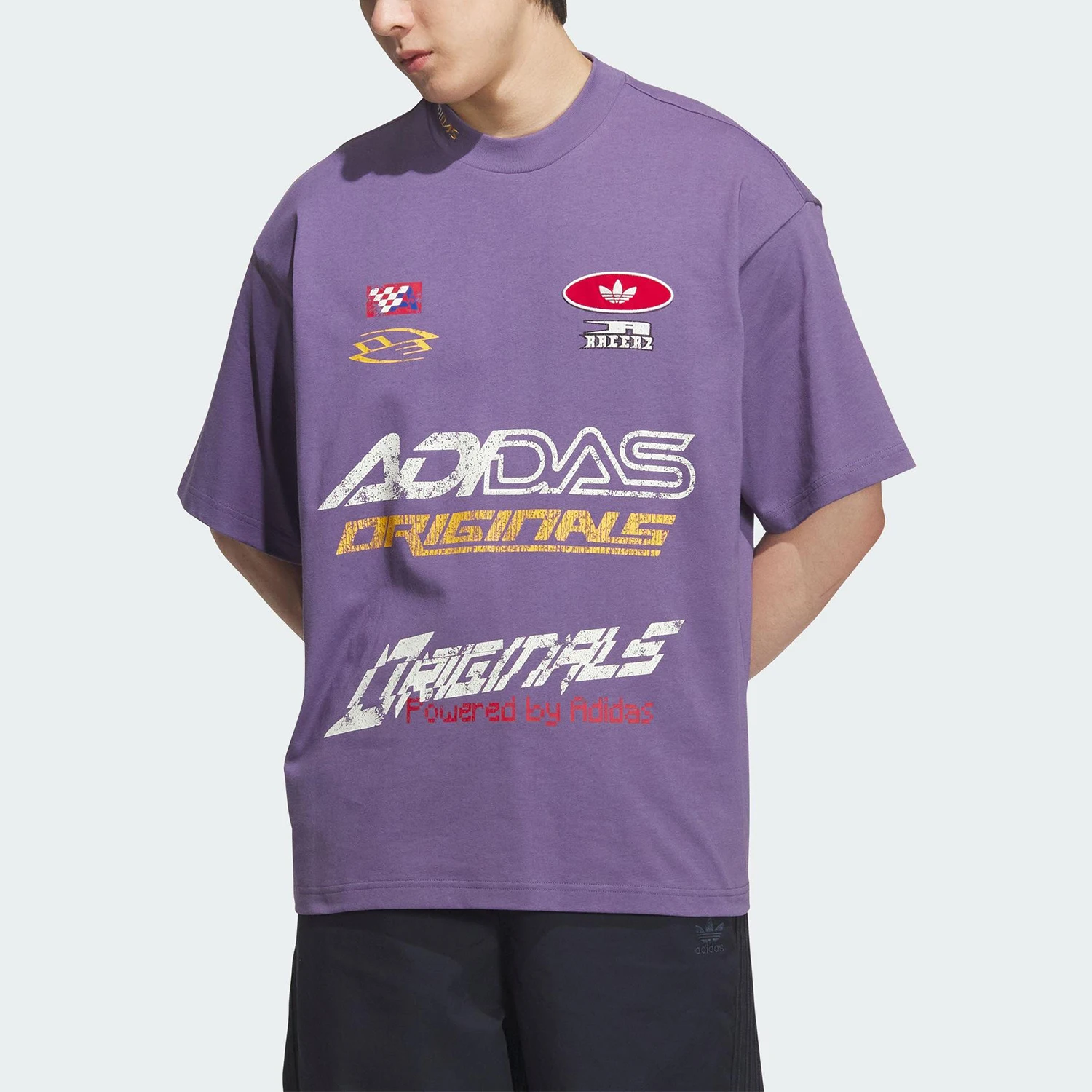 

Мужская футболка Adidas Authentic Trefoil свободного кроя с дышащим узором и короткими рукавами KH1196