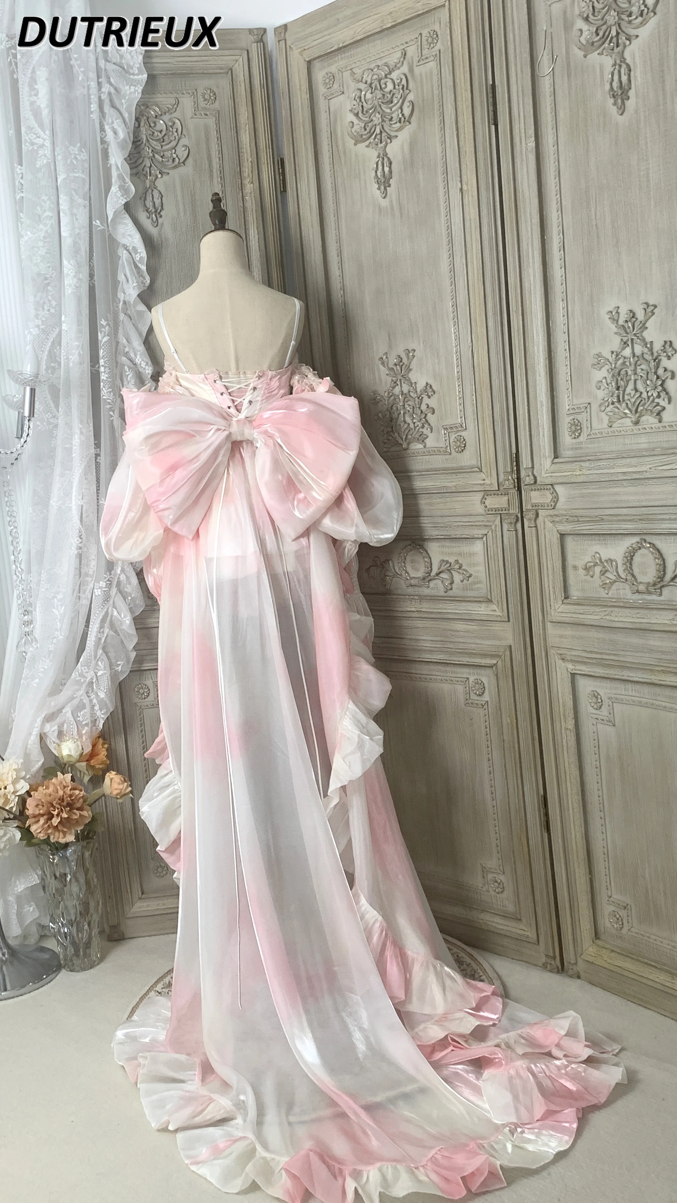 เจ้าหญิงหวานสไตล์สตรีชุดปาร์ตี้วันเกิดอ่างด้านบนโบว์ปิดไหล่Slimmingสั้นSuspender Topsและกระโปรงพัฟชุด