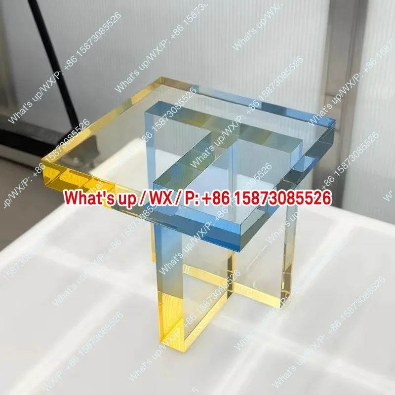 เหมาะสำหรับ: โต๊ะกาแฟสีน้ำเงินไล่เฉดแบบนอร์ดิก ห้องนั่งเล่นทันสมัย ทรงสี่เหลี่ยมเรียบง่าย พร้อมอุปกรณ์เสริมใหม่