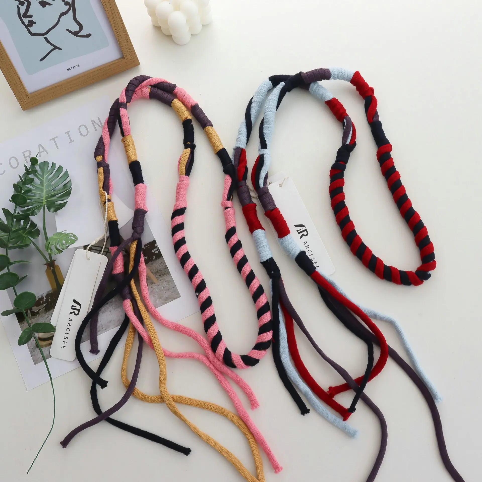 

2025 Y2K Millennium Hot Girl Handmade Contrasting Color Small Scarf Design Sweet Cool Personality Accessory Retro Small Strip