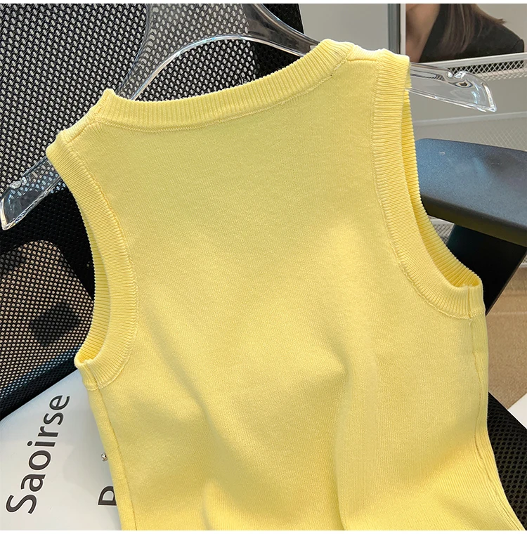 Diamonds Beaded Sweater Vests Women Crop Tops Pullovers 2024 Summer Stylish Fashion Chic Ladies Sleeveless O-neck Jumper Vest